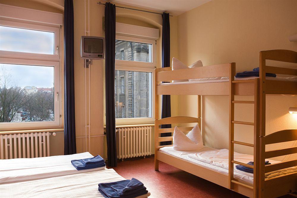 Acama Hotel & Hostel Schoeneberg Berlino Esterno foto