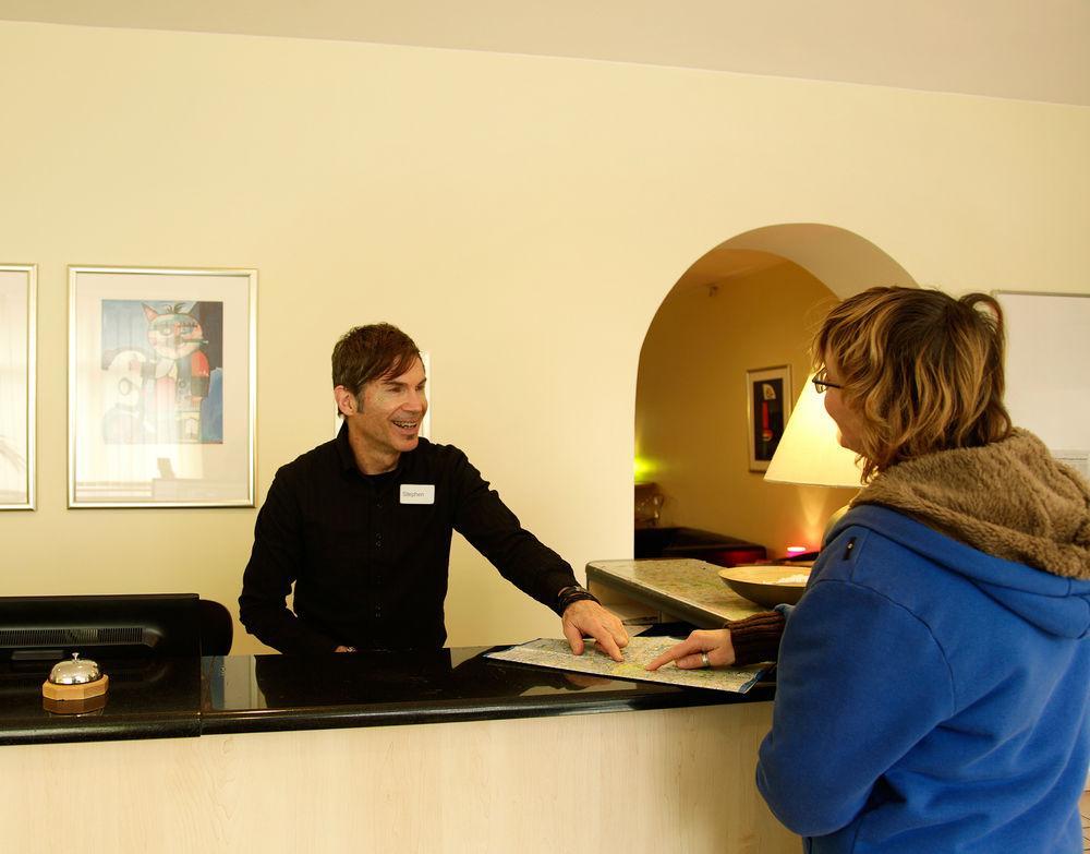 Acama Hotel & Hostel Schoeneberg Berlino Esterno foto